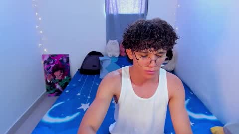 Tom Blue online show from 03-07-26, 02:58