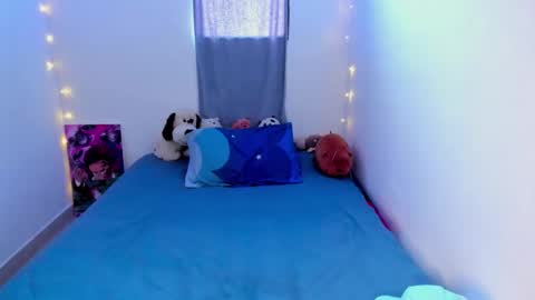 Tom Blue online show from 03-19-26, 03:05