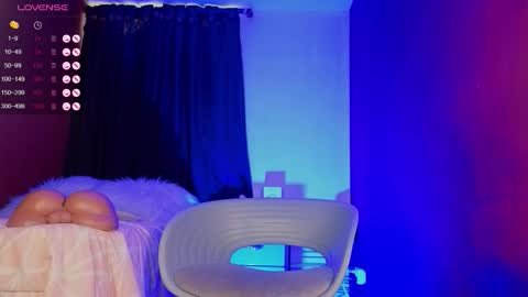 Tom online show from 10-08-25, 01:42