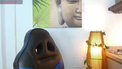 Tom muscle1 online show from 01-31-25, 05:53