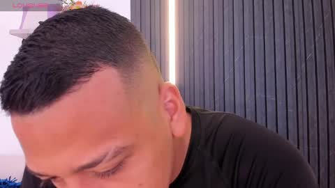 Tom muscle1 online show from 09-30-25, 11:59