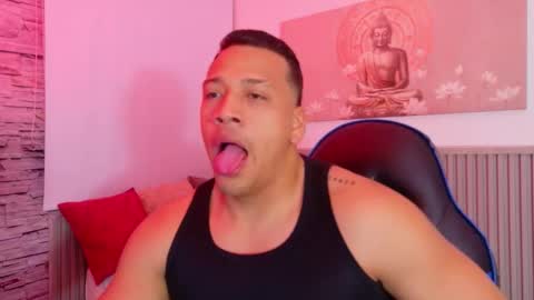 Tom muscle1 online show from 11-22-25, 09:30