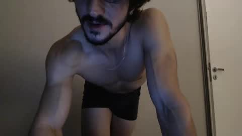 Snapshot of tom_show chatting on 01-17-25, 04:17 tom_show online show from 01-17-25, 04:17