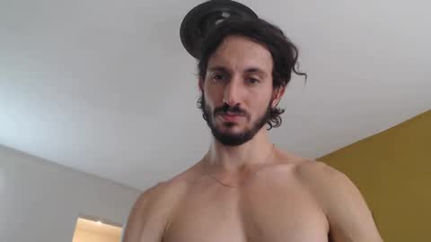 Snapshot of tom_show chatting on 02-03-25, 05:03 tom_show online show from 02-03-25, 05:03