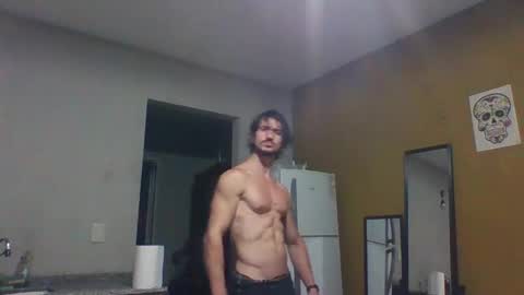 Snapshot of tom_show chatting on 02-13-25, 12:46 tom_show online show from 02-13-25, 12:46