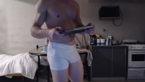 Snapshot of tom_show chatting on 10-27-25, 10:25 tom_show online show from 10-27-25, 10:25