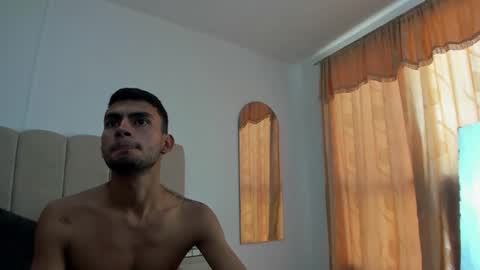 TomasANDalejo online show from 12-15-25, 04:00