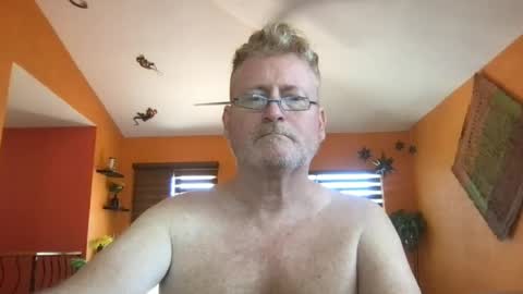 Snapshot of tomascausa chatting on 06-26-26, 06:23 Hola online show from 06-26-26, 06:23