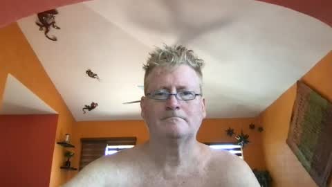 Snapshot of tomascausa chatting on 07-04-26, 06:14 Hola online show from 07-04-26, 06:14