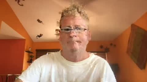 Snapshot of tomascausa chatting on 08-01-26, 06:07 Hola online show from 08-01-26, 06:07