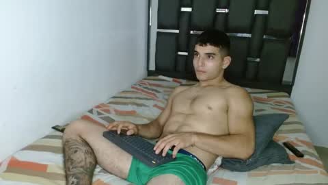 tomaz_18 online show from 04-28-26, 02:27