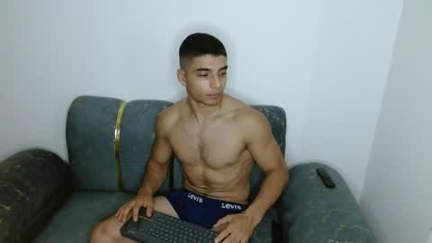 tomaz_18 online show from 05-22-26, 09:09