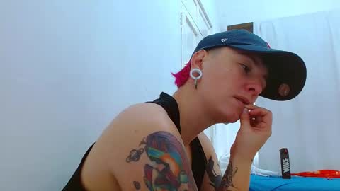 Blue online show from 11-21-25, 12:37