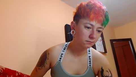 Snapshot of tomboyblue chatting on 01-18-26, 02:10 Blue online show from 01-18-26, 02:10