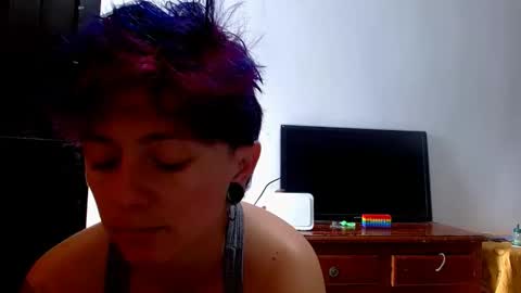 Snapshot of tomboyblue chatting on 05-13-26, 05:10 Blue online show from 05-13-26, 05:10