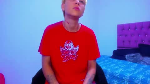 Snapshot of tomboygirl69 chatting on 04-26-26, 08:17 tomboygirl69 online show from 04-26-26, 08:17