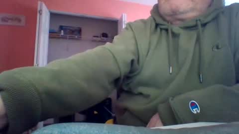 Snapshot of tomcat4848 chatting on 01-25-25, 08:42 tomcat4848 online show from 01-25-25, 08:42