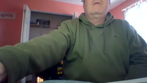 Snapshot of tomcat4848 chatting on 02-13-25, 08:24 tomcat4848 online show from 02-13-25, 08:24