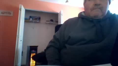 Snapshot of tomcat4848 chatting on 02-22-25, 06:52 tomcat4848 online show from 02-22-25, 06:52