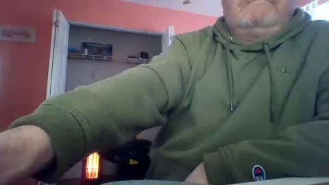 Snapshot of tomcat4848 chatting on 02-28-25, 09:33 tomcat4848 online show from 02-28-25, 09:33