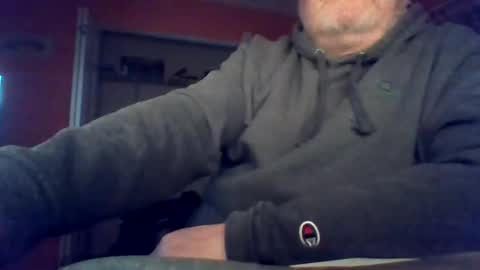 Snapshot of tomcat4848 chatting on 03-06-25, 01:27 tomcat4848 online show from 03-06-25, 01:27