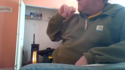 Snapshot of tomcat4848 chatting on 03-11-25, 03:02 tomcat4848 online show from 03-11-25, 03:02