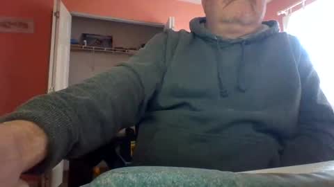 Snapshot of tomcat4848 chatting on 09-08-25, 03:22 tomcat4848 online show from 09-08-25, 03:22