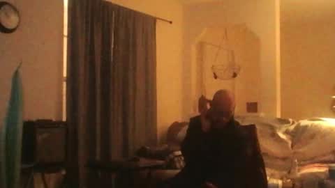 Snapshot of tomcatsawyer chatting on 11-19-25, 03:17 sirmuggsalot online show from 11-19-25, 03:17