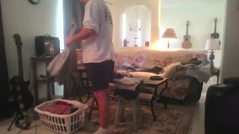 Snapshot of tomcatsawyer chatting on 11-30-25, 06:12 sirmuggsalot online show from 11-30-25, 06:12