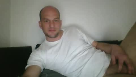 Snapshot of tome55555 chatting on 02-26-26, 10:42 tome55555 online show from 02-26-26, 10:42