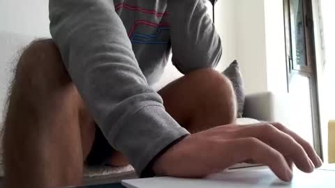 tomgas02 online show from 11-10-25, 02:27