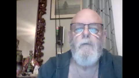 Snapshot of tommierose chatting on 12-17-25, 11:49 Tommie online show from 12-17-25, 11:49