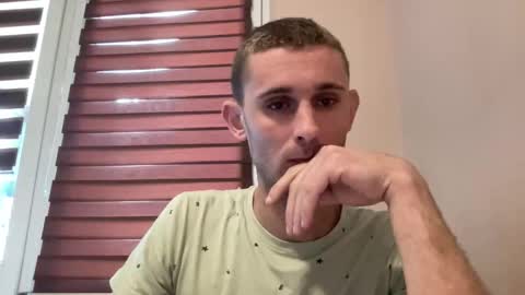 Snapshot of tommilovee chatting on 05-25-26, 09:26 tommilovee online show from 05-25-26, 09:26