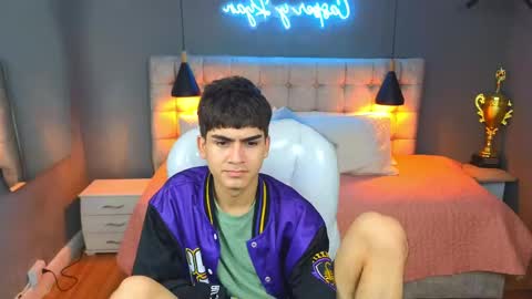 Tommy  online show from 03-09-25, 06:50