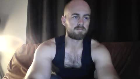 tommy5173 online show from 12-11-24, 09:41