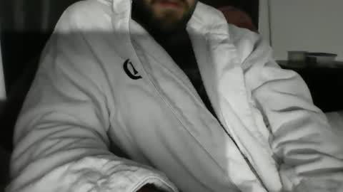 tommy5173 online show from 12-22-25, 07:33