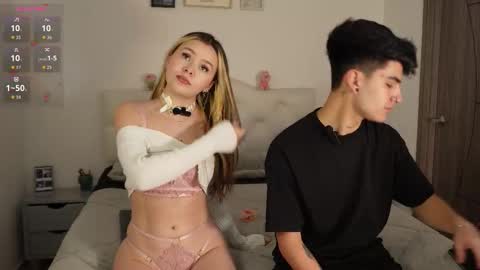 Snapshot of tommy_and_sophie chatting on 10-14-25, 03:46 tommy and sophie online show from 10-14-25, 03:46