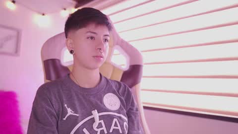 Blue  online show from 03-09-26, 02:54