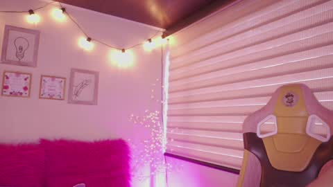 Blue  online show from 04-11-26, 12:09