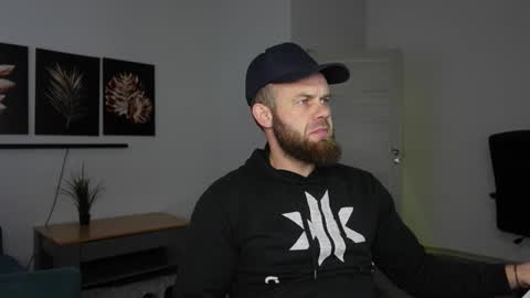  tommy burnzzz  online show from 12-01-25, 11:04