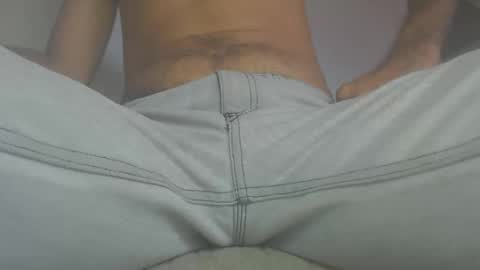   Thomas    online show from 09-29-25, 02:33