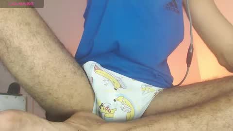 Snapshot of tommy_c0rtez chatting on 02-08-26, 12:14 Thomas online show from 02-08-26, 12:14