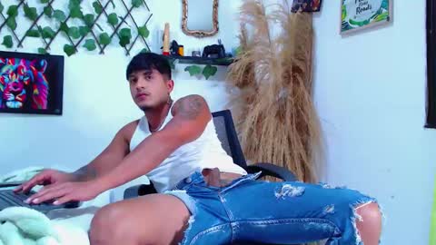 tommy online show from 09-11-25, 03:45