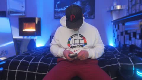 Tommy online show from 01-24-25, 01:24