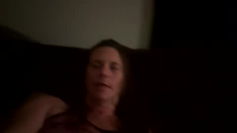 Snapshot of tommybones4l93 chatting on 12-17-25, 06:08 tommybones4l93 online show from 12-17-25, 06:08