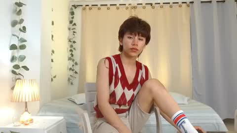 Snapshot of tommyfoxboy chatting on 03-06-25, 02:18 Tommy Foxboy online show from 03-06-25, 02:18