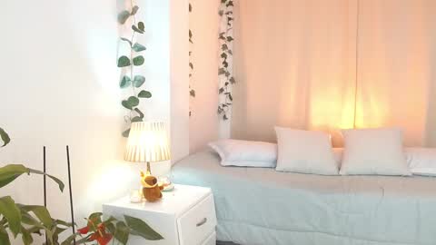 Snapshot of tommyfoxboy chatting on 03-08-25, 04:28 Tommy Foxboy online show from 03-08-25, 04:28