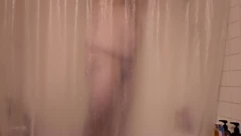 Snapshot of tommypressure chatting on 02-04-26, 02:23 tommypressure online show from 02-04-26, 02:23