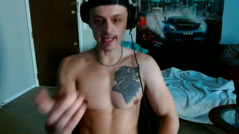 Snapshot of tommystrokes_ chatting on 06-12-26, 10:41 Tommy Strokes online show from 06-12-26, 10:41