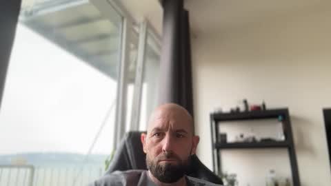 Thomas Fit online show from 04-16-26, 07:09